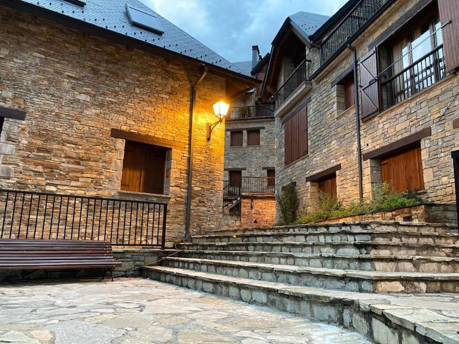 Elegante Apartamento En Escarrilla Con Vistas Al Valle Eksteriør bilde