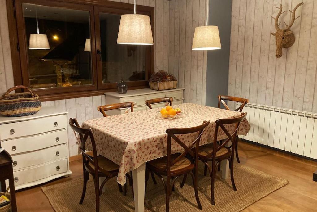 Elegante Apartamento En Escarrilla Con Vistas Al Valle Eksteriør bilde